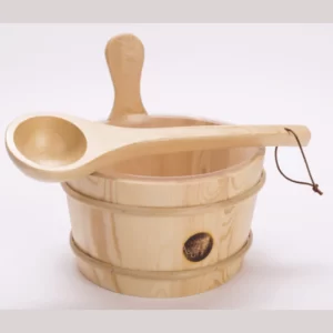 DUNDALK LEISURECRAFT BUCKET AND LADLE